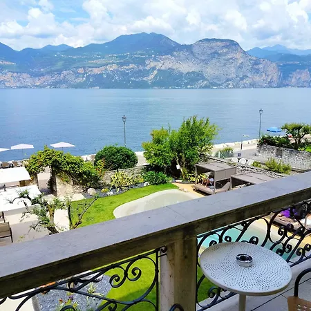 Lake Front Hotel Brenzone Exterior foto