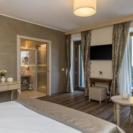 Lake Front Hotel Brenzone Zimmer foto