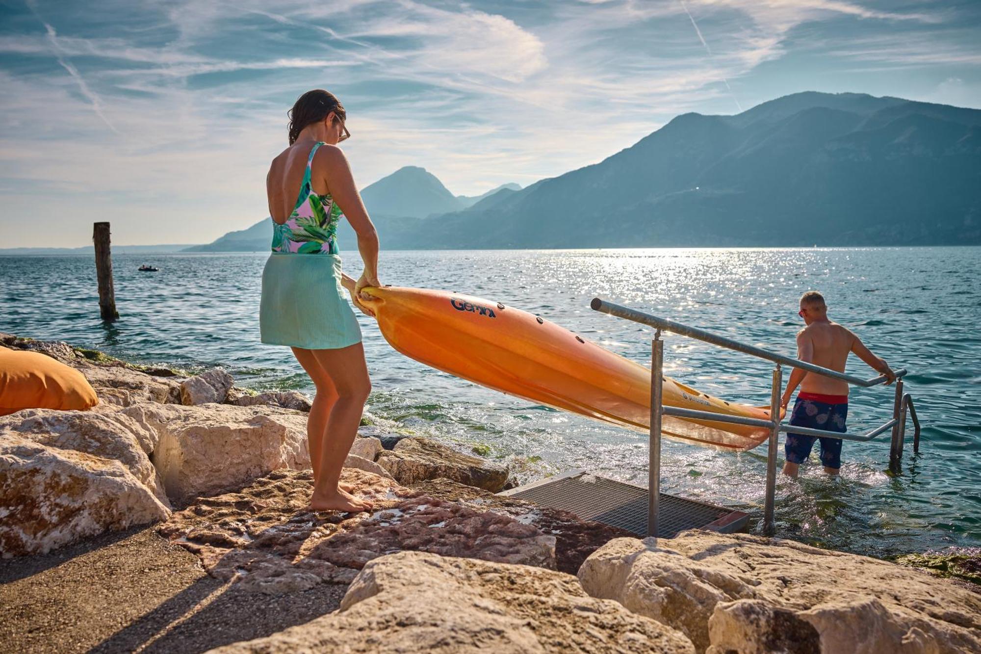 Hotel Front Brenzone sul Garda